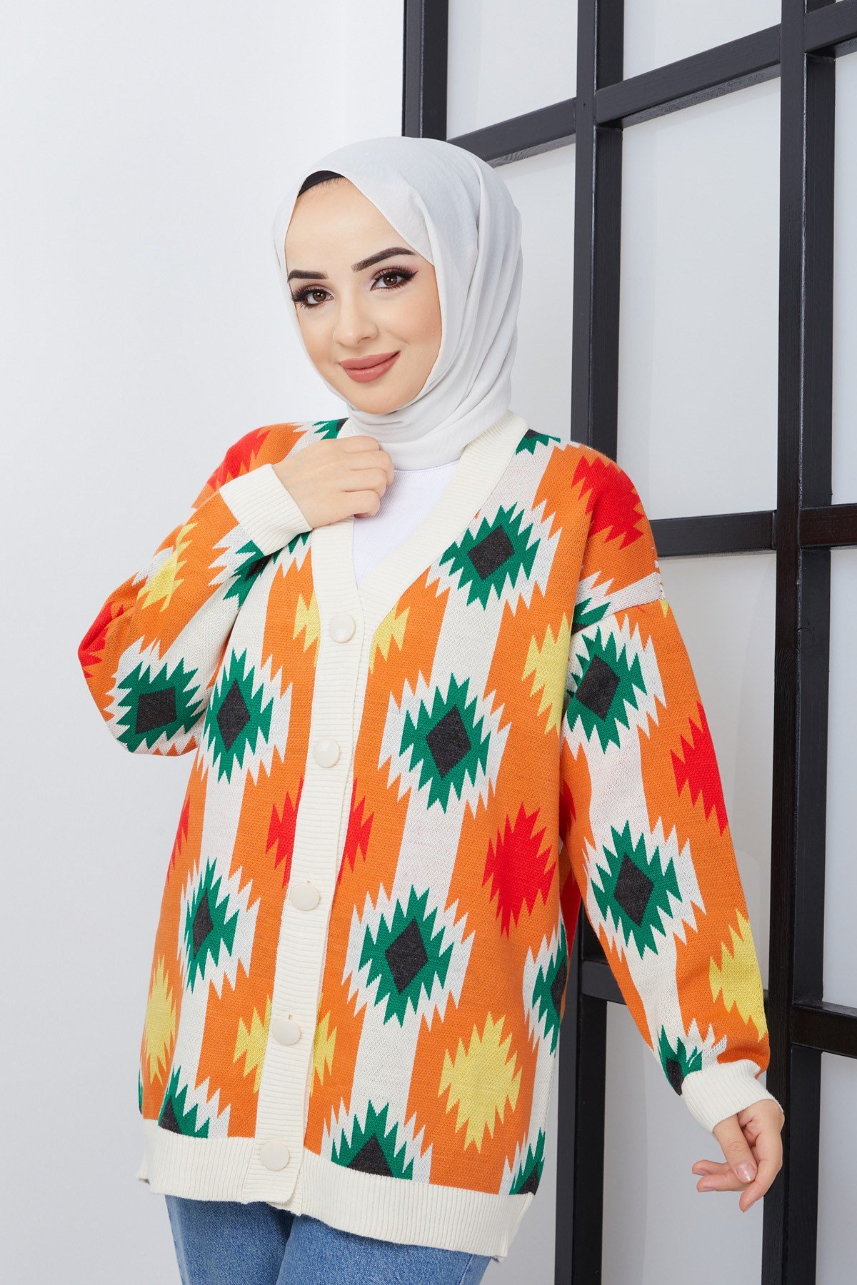 Kilim Desenli Düğmeli Tesettür Triko Hırka Turuncu