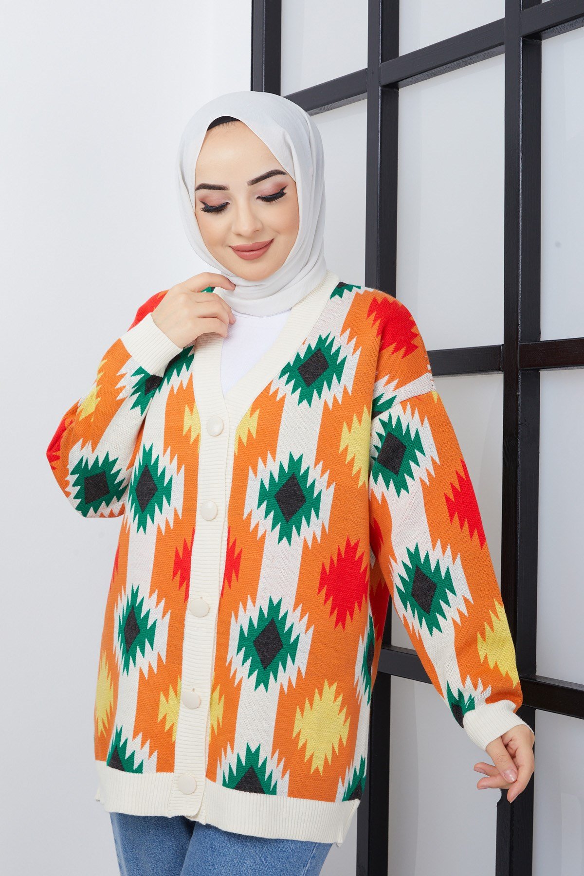 Kilim Desenli Düğmeli Tesettür Triko Hırka Turuncu