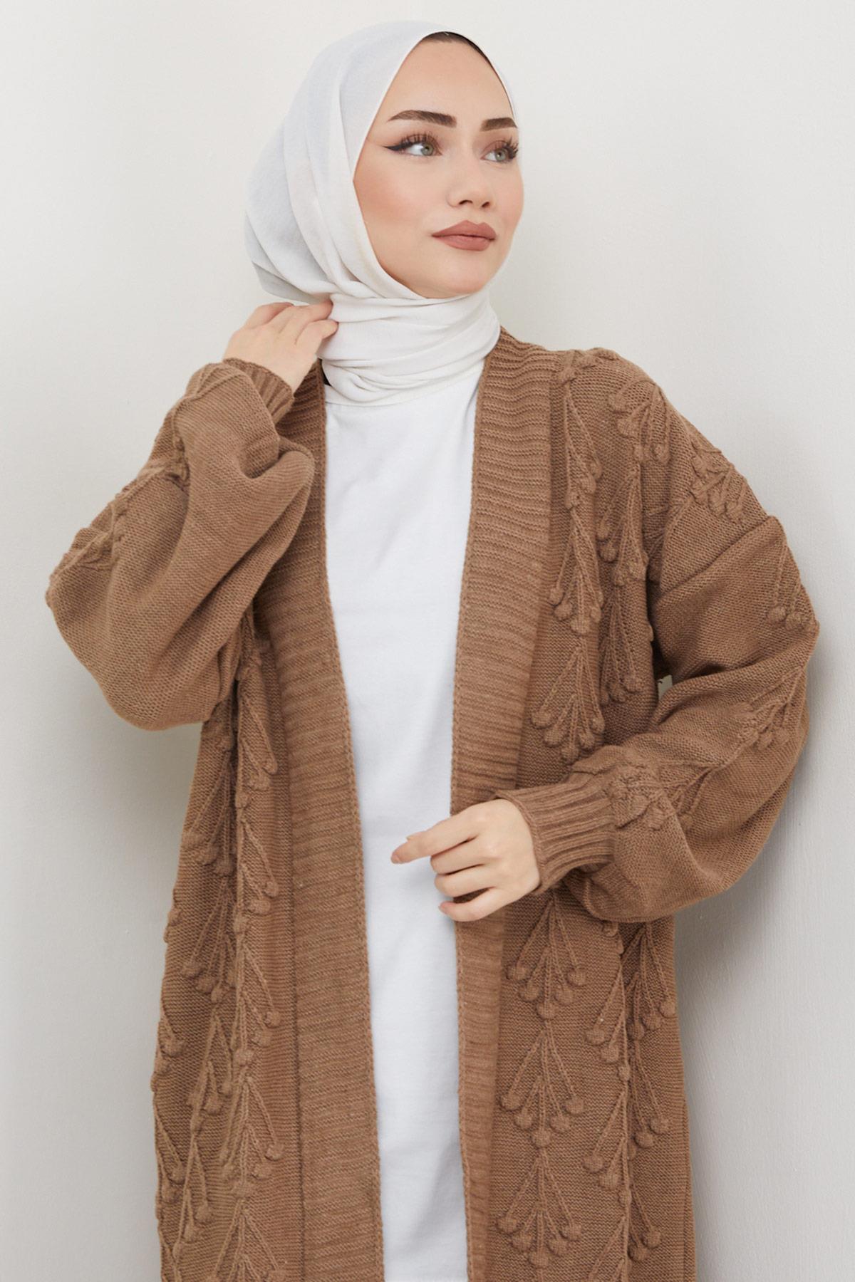 Kiraz Desenli Uzun Triko Hırka Camel HM2334