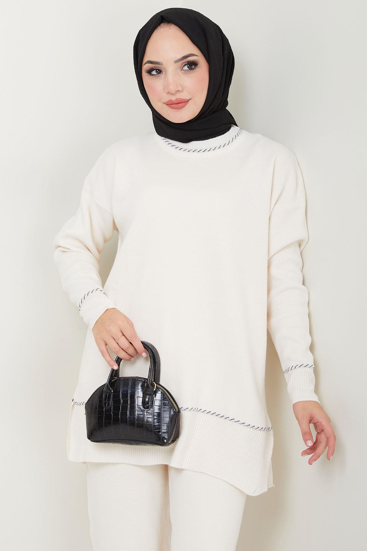 Kol ve Yaka Desen Detaylı Triko Takım Krem HM2567