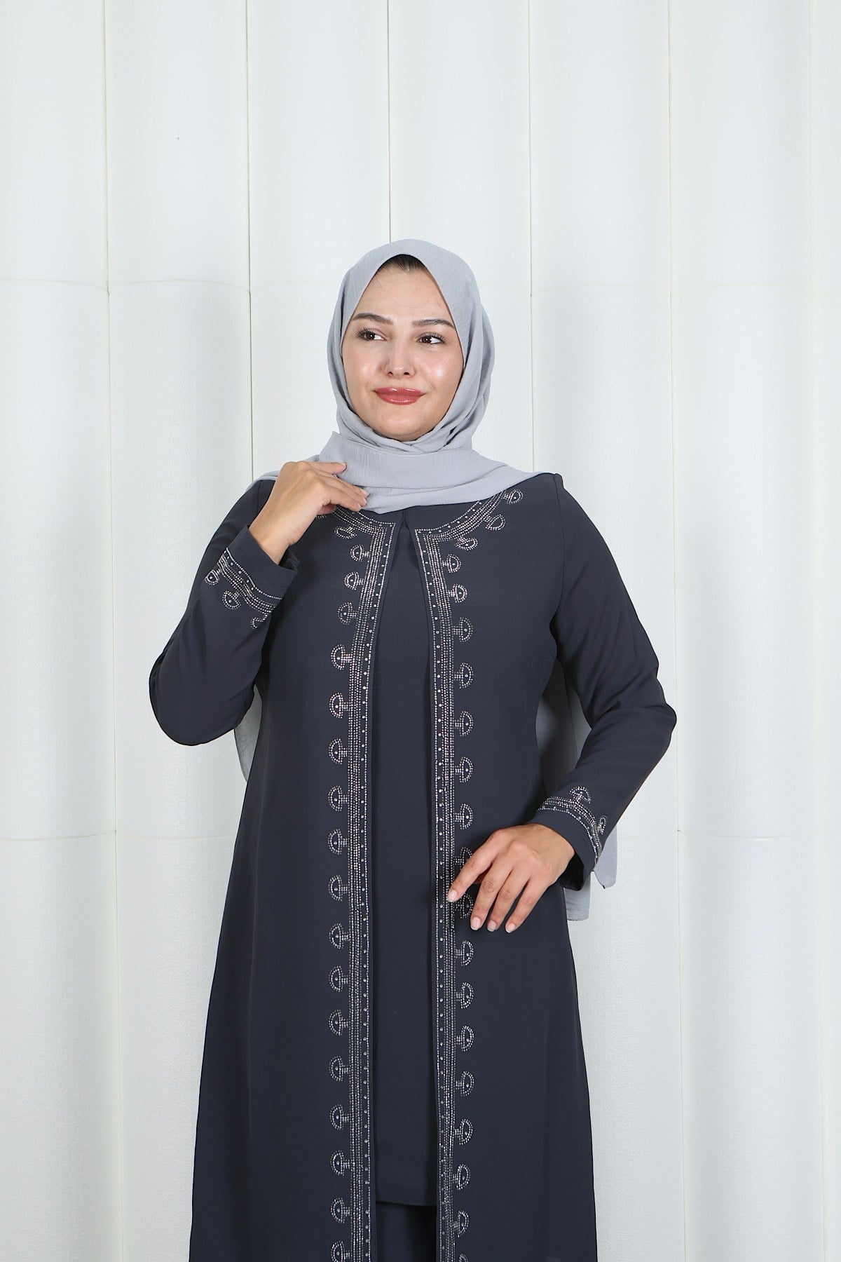 Kolları Taşlı Büyük Beden Anne Takımı Gri  HNT2101