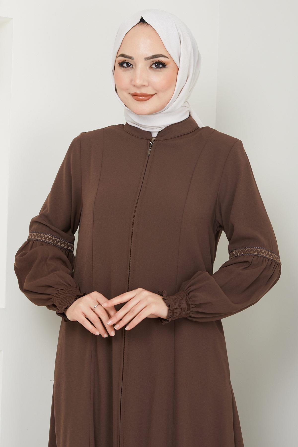 Kolu Nakışlı Ferace Kahverengi HM2412