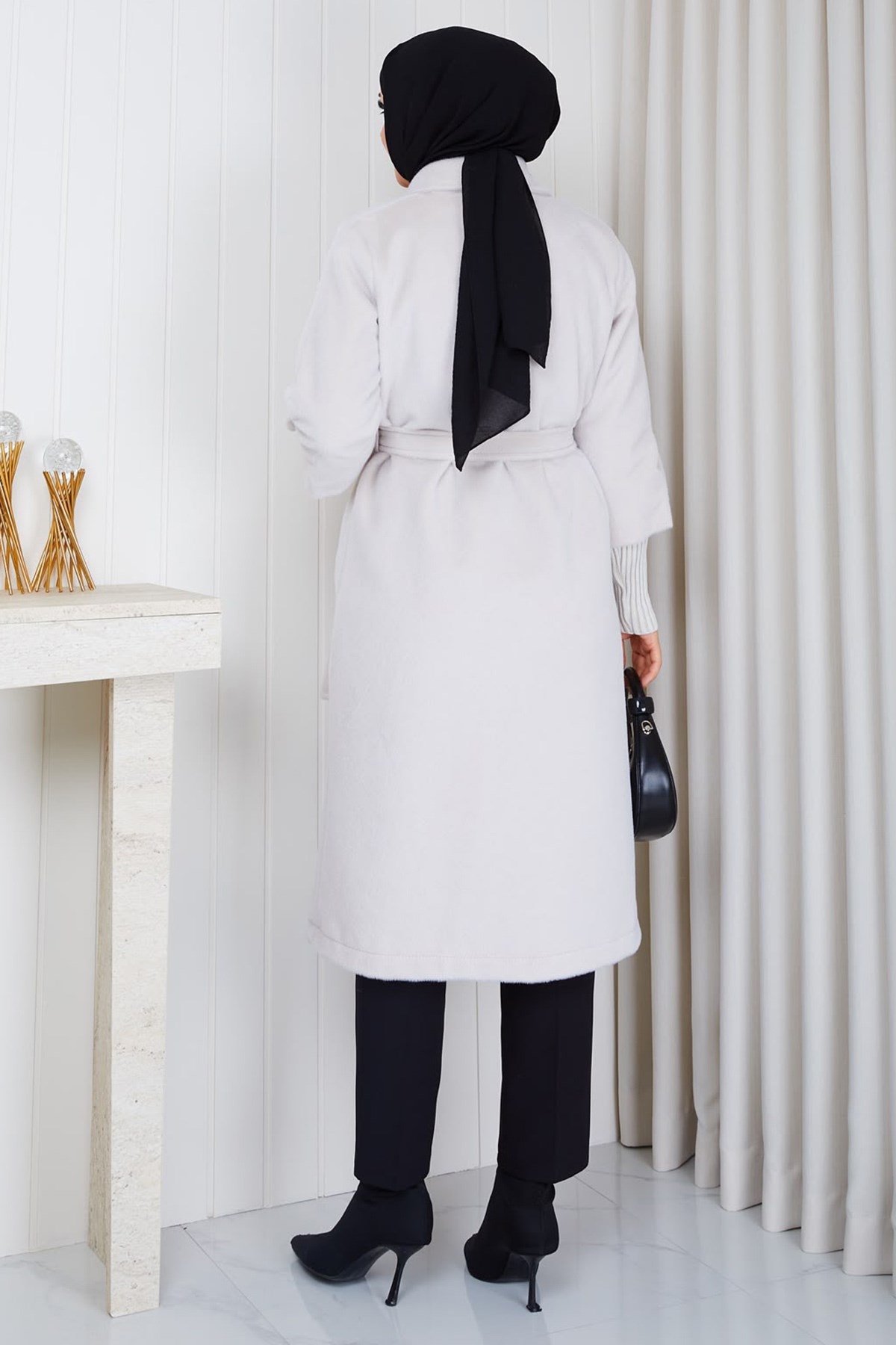 Kolu Ribanalı Kuşaklı Angora Kaban Krem HM2965