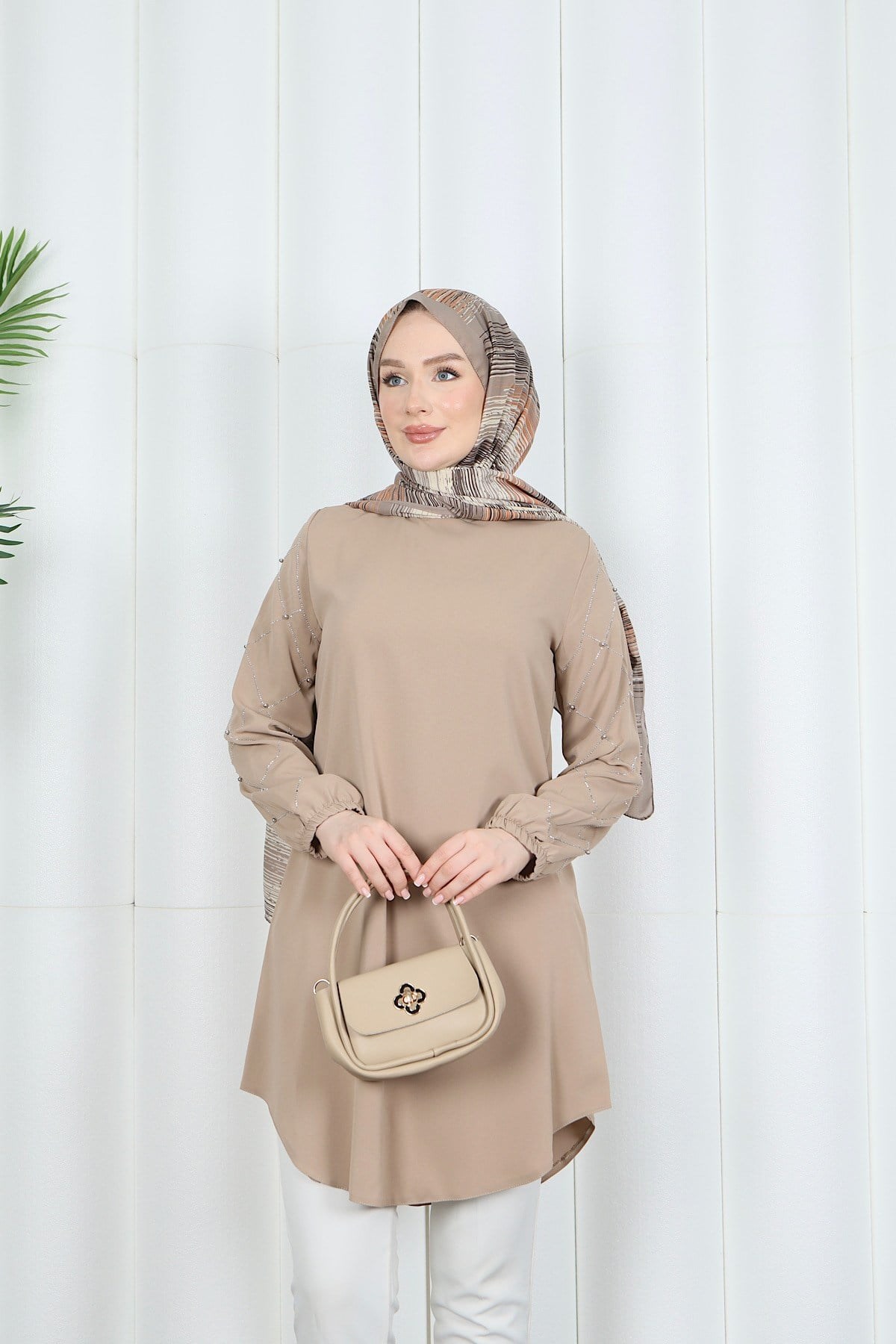 Kolu Taş Detaylı Tunik Vizon  HNT7518