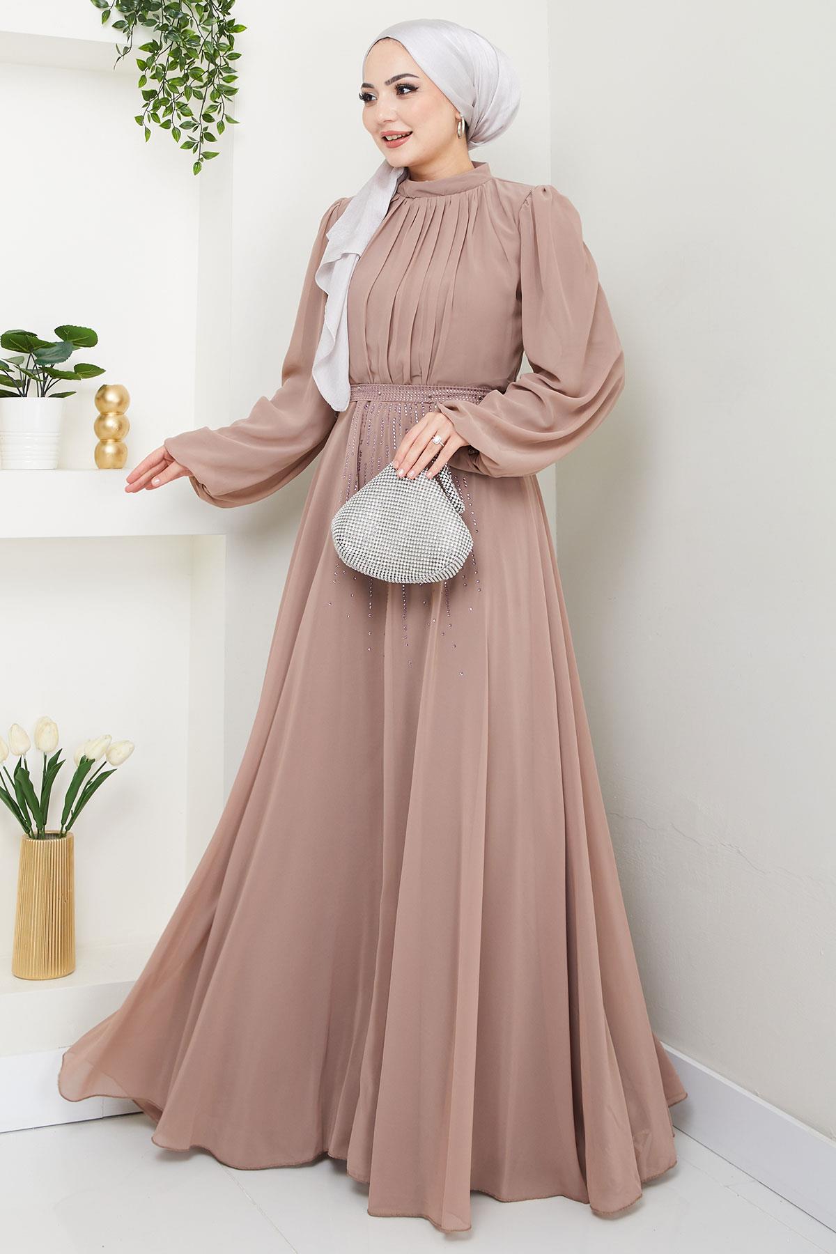 Kuşağı Taşlı Şifon Abiye Elbise Vizon HM2668