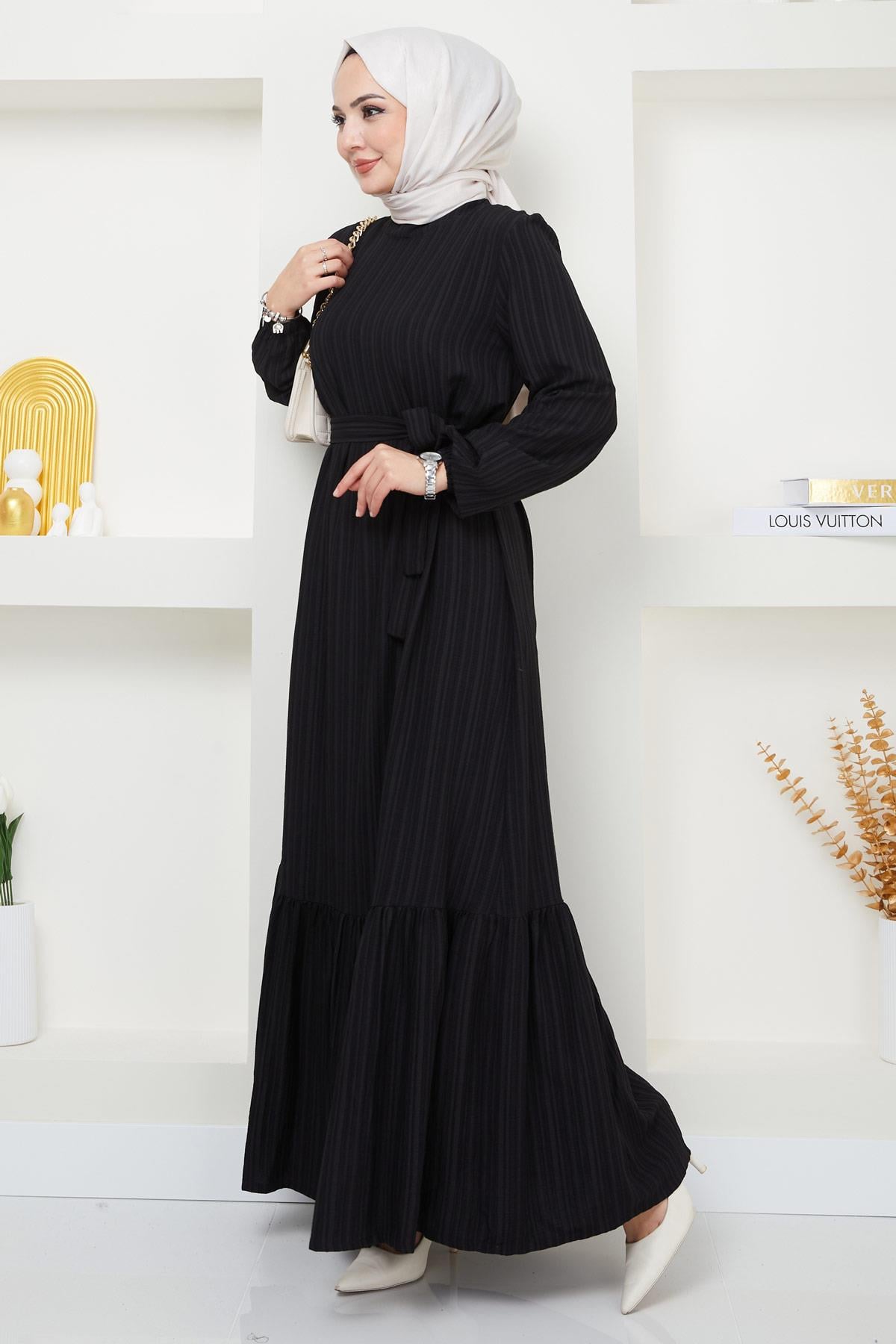Lara Kuşaklı Elbise Siyah HM2371