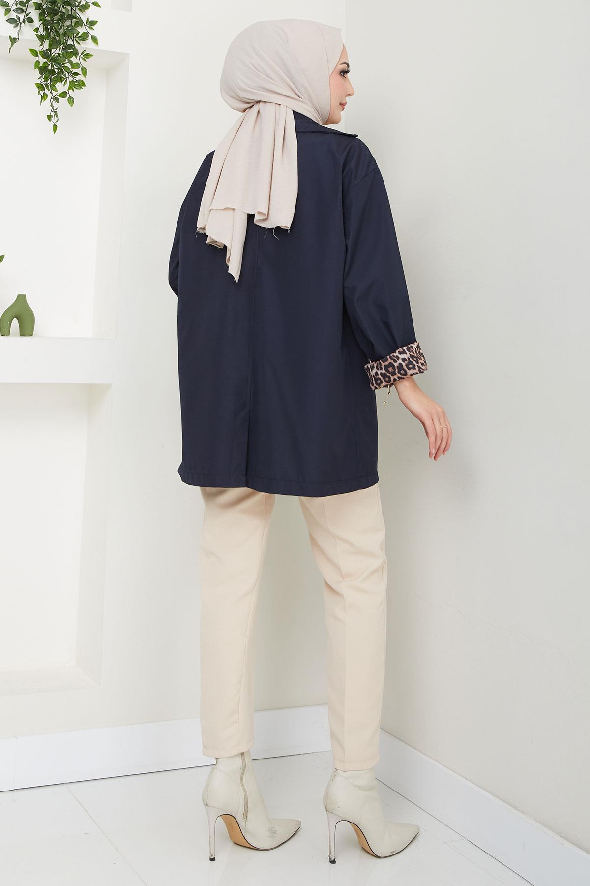 Leopar Detaylı Oversize Bondit Ceket Lacivert HM2638
