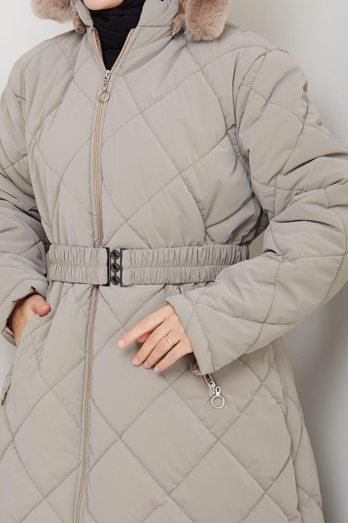 Nova Büyük Beden Kapitone Mont Bej HM2866