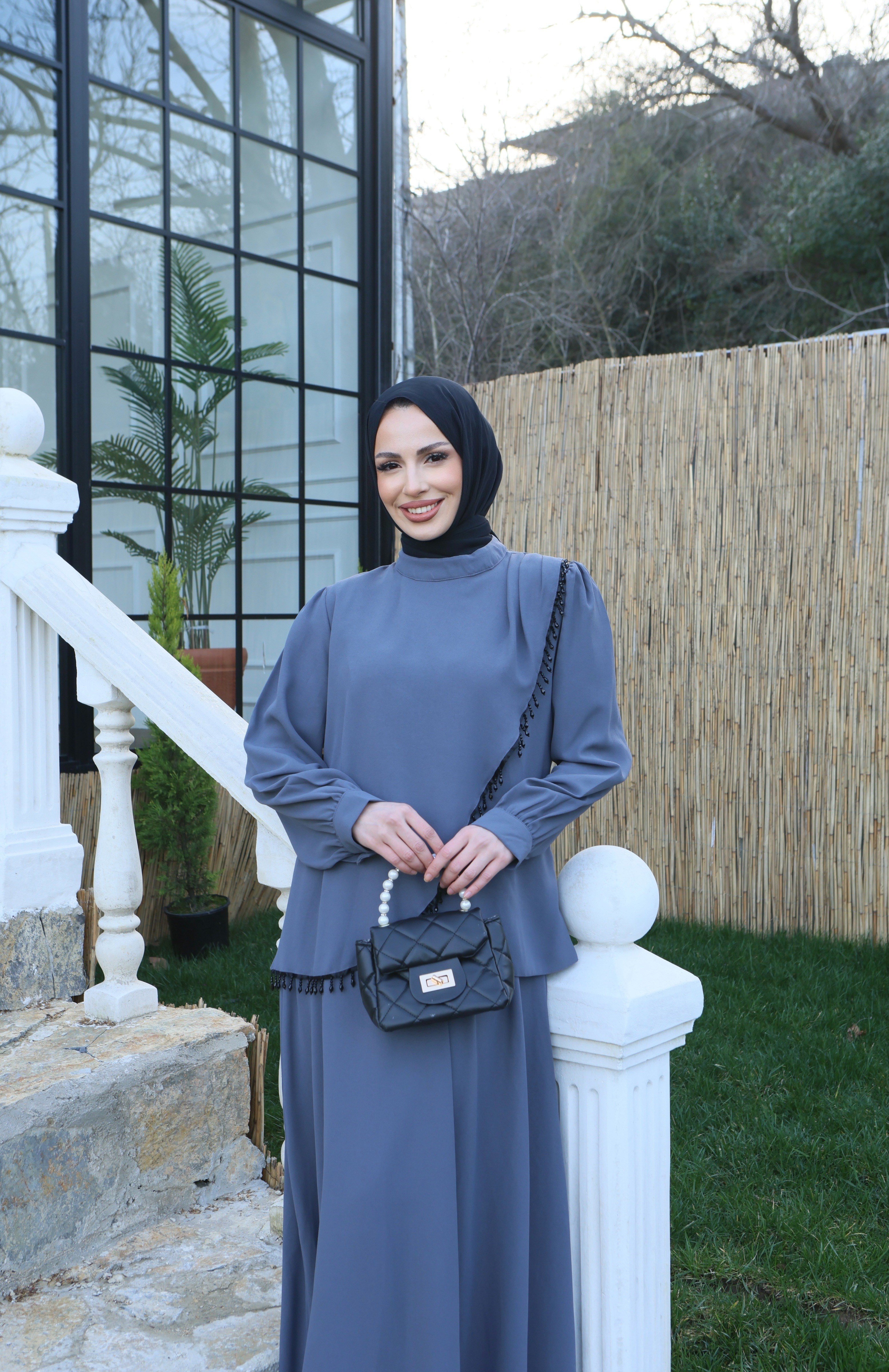 Püskül Detaylı Asimetrik Kesim Etekli Takım Gri  HNT8546