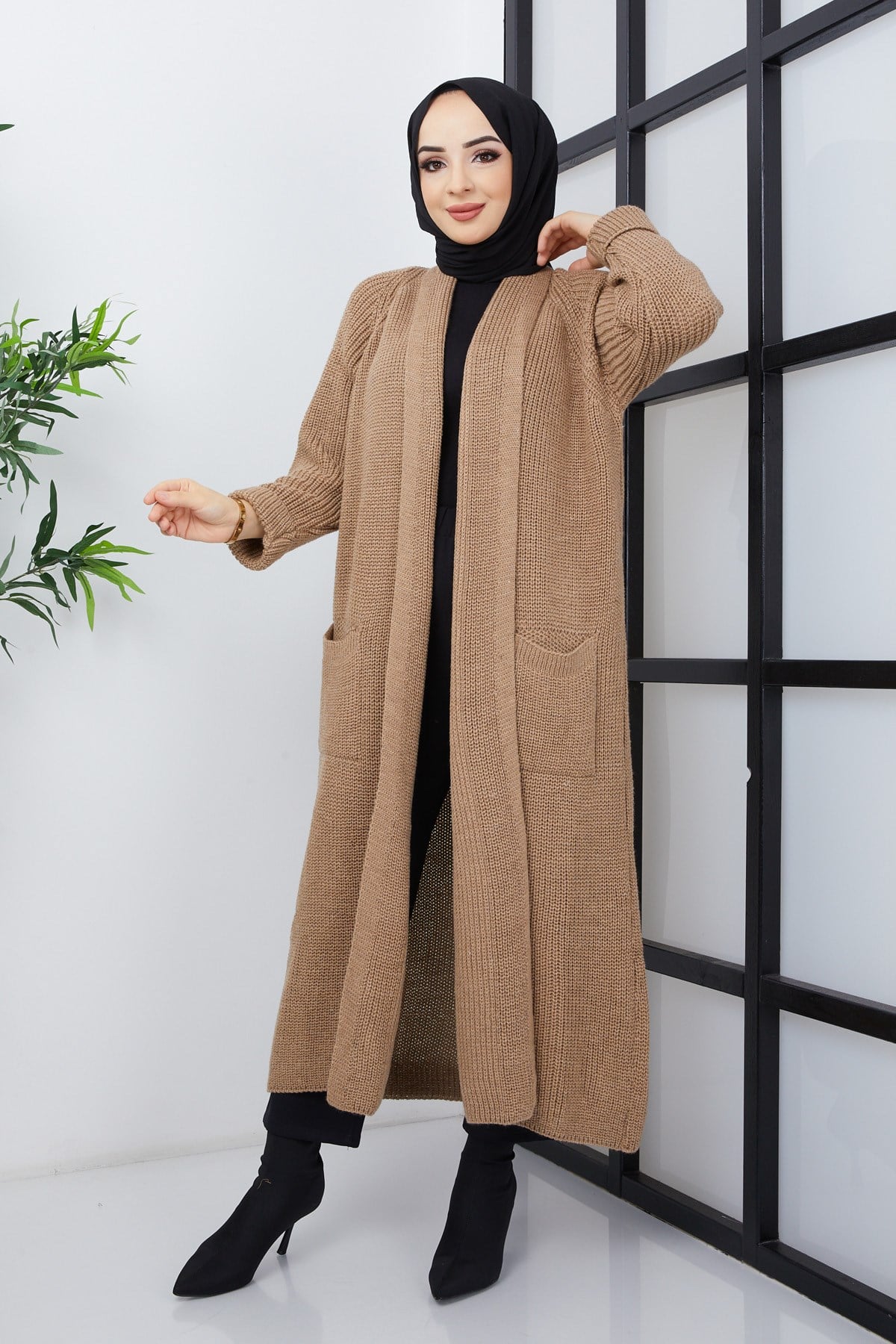 Şal Yaka Cepli Uzun Tesettür Triko Hırka Camel