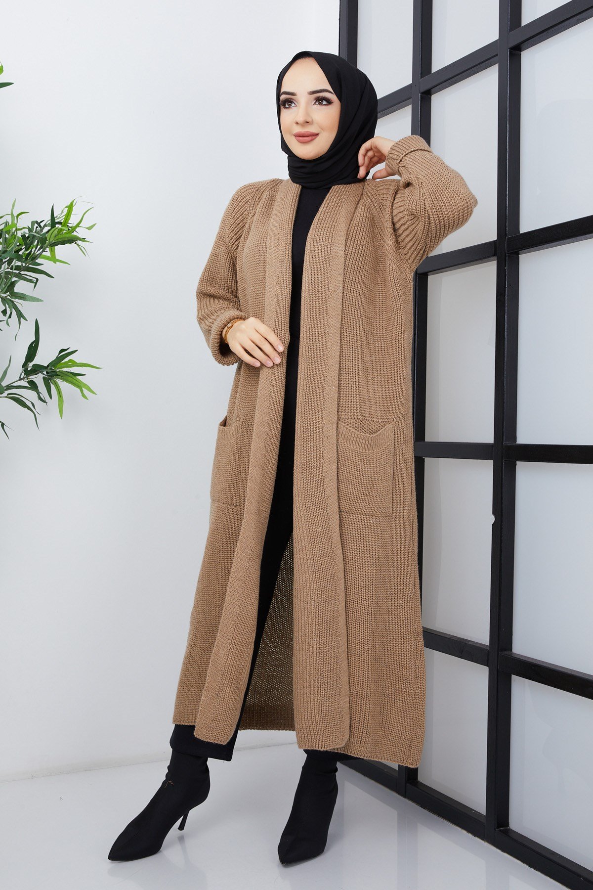 Şal Yaka Cepli Uzun Tesettür Triko Hırka Camel