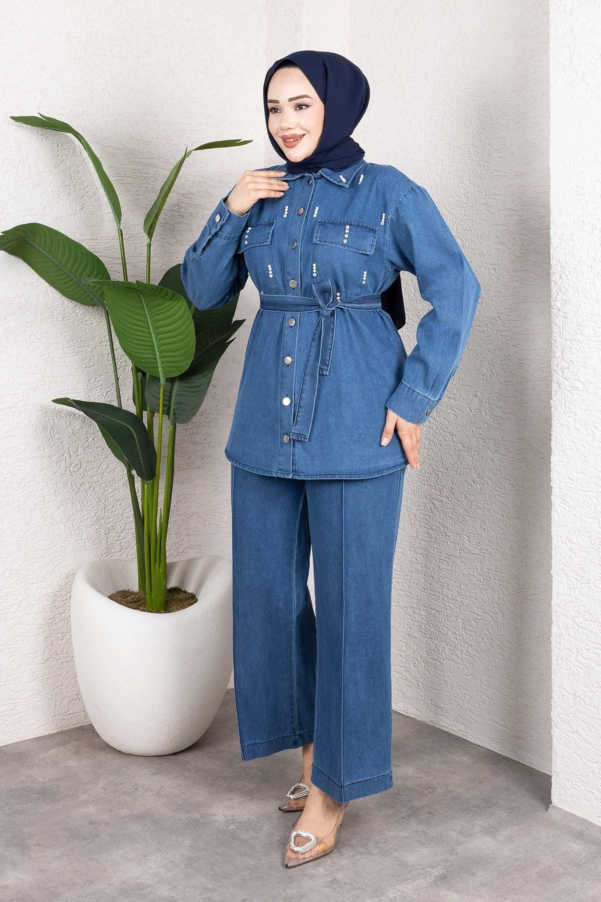 Taş Detaylı Kuşaklı Denim Tesettür Takım Açık Mavi
