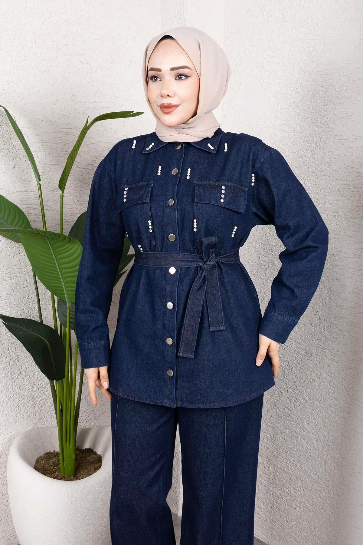 Taş Detaylı Kuşaklı Denim Tesettür Takım Koyu Mavi