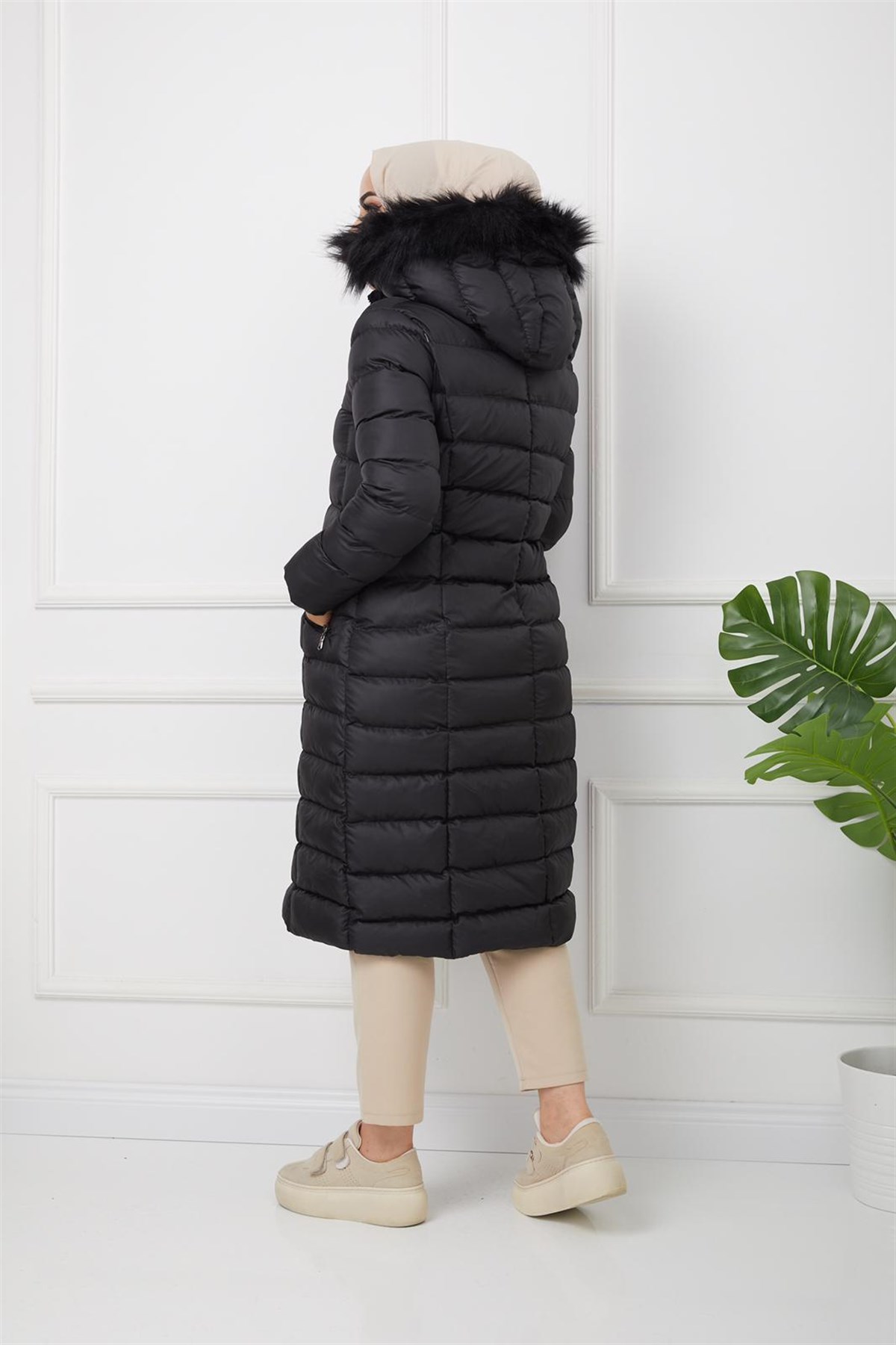 Uzun Dolumlu Şişme Mont Siyah