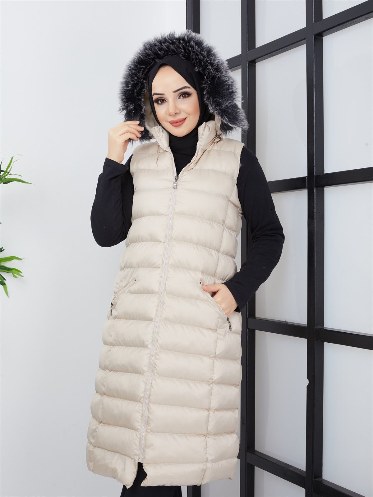 Uzun Dolumlu Şişme Yelek Bej