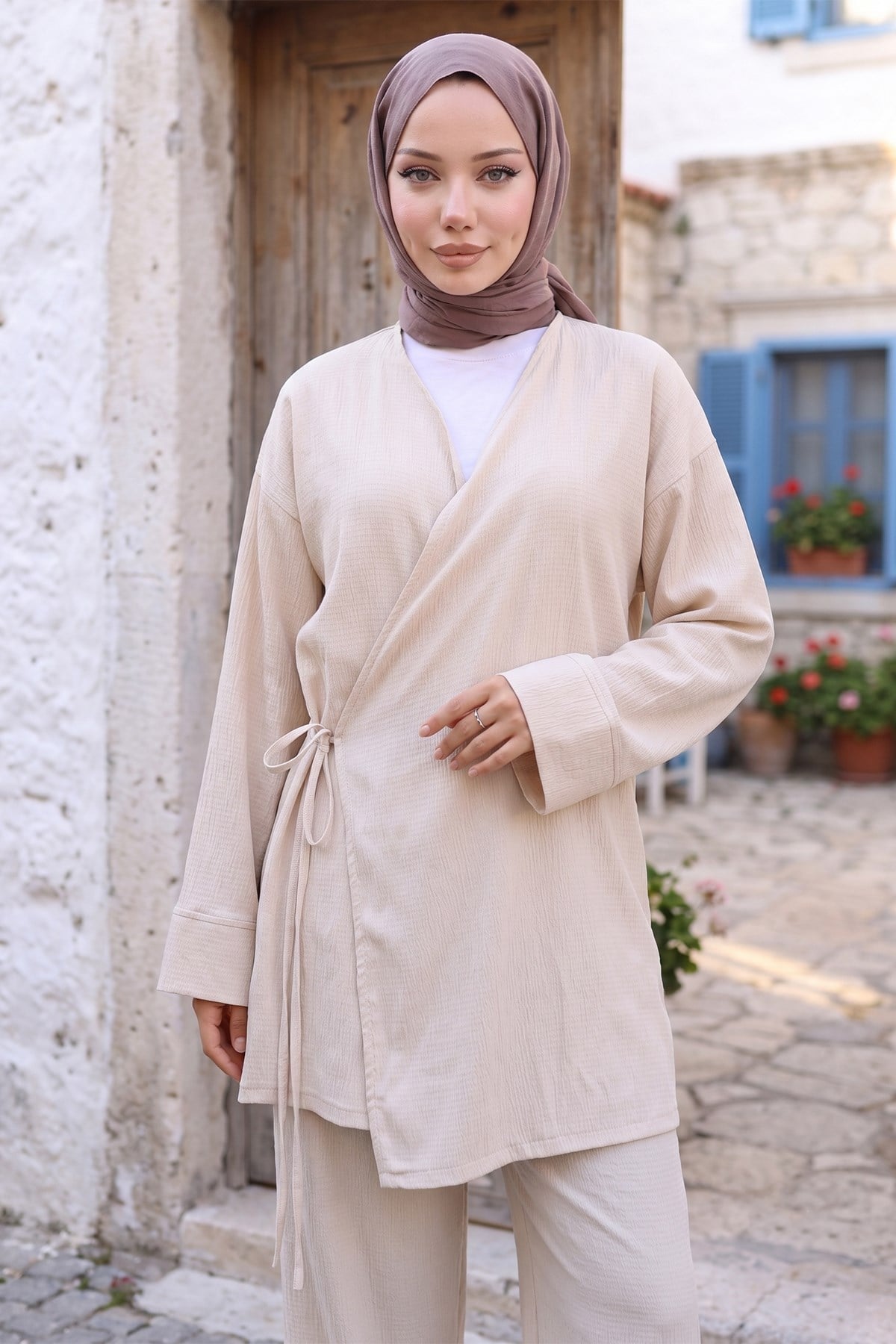 Yandan Bağlamalı Kimono Takım Bej HM2935