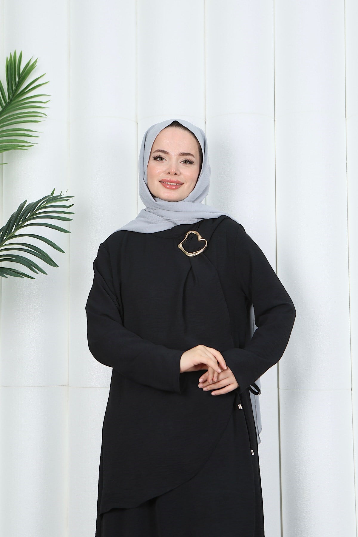 Yandan Tokalı Pantolonlu Ayrobin Takım Siyah   HNT8591