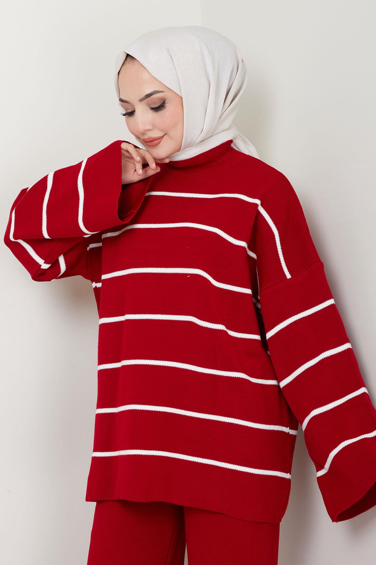 Yarım Balıkçı Yaka Çizgili Triko Takım Kırmızı HM2553