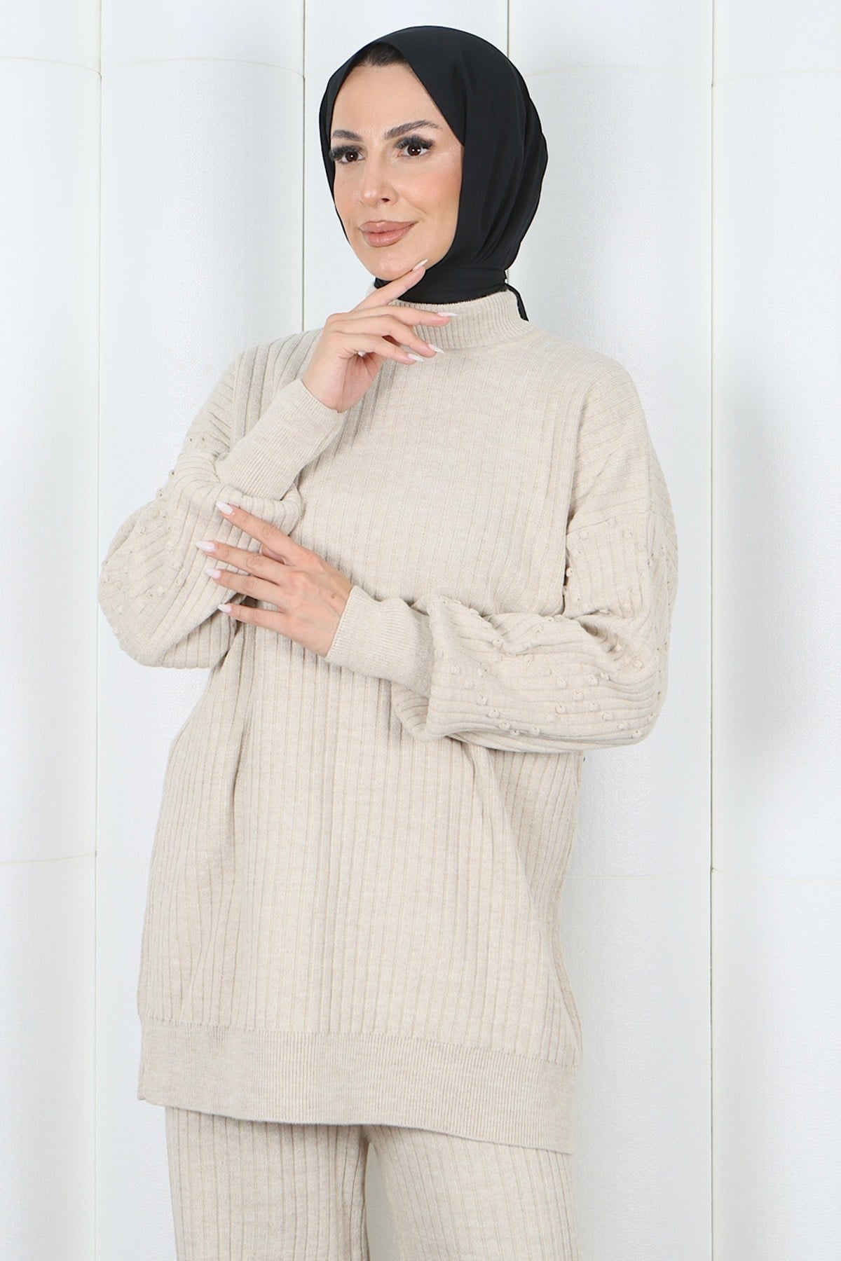 Yarım Balıkçı Yaka Kol Detaylı Pantalonlu Triko Takım  Krem  HNT2811