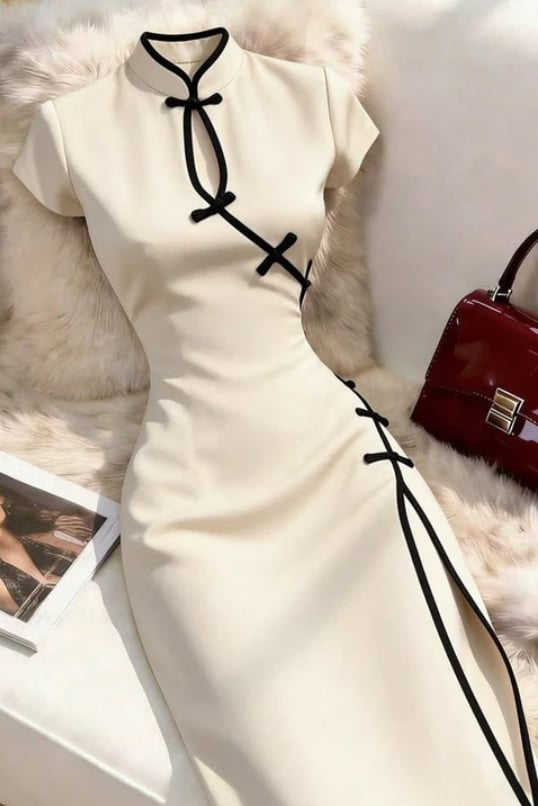 Beyaz Mandarin Yaka Siyah Şeritli Qipao Y2K Elbise