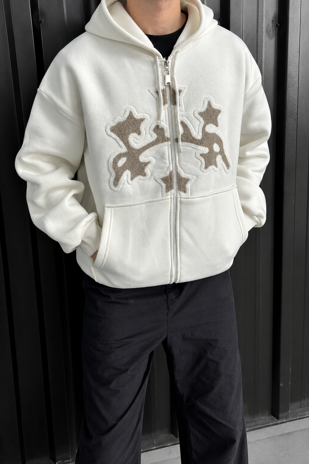 Beyaz Unisex Süzene Kabartmalı Oversize Hırka