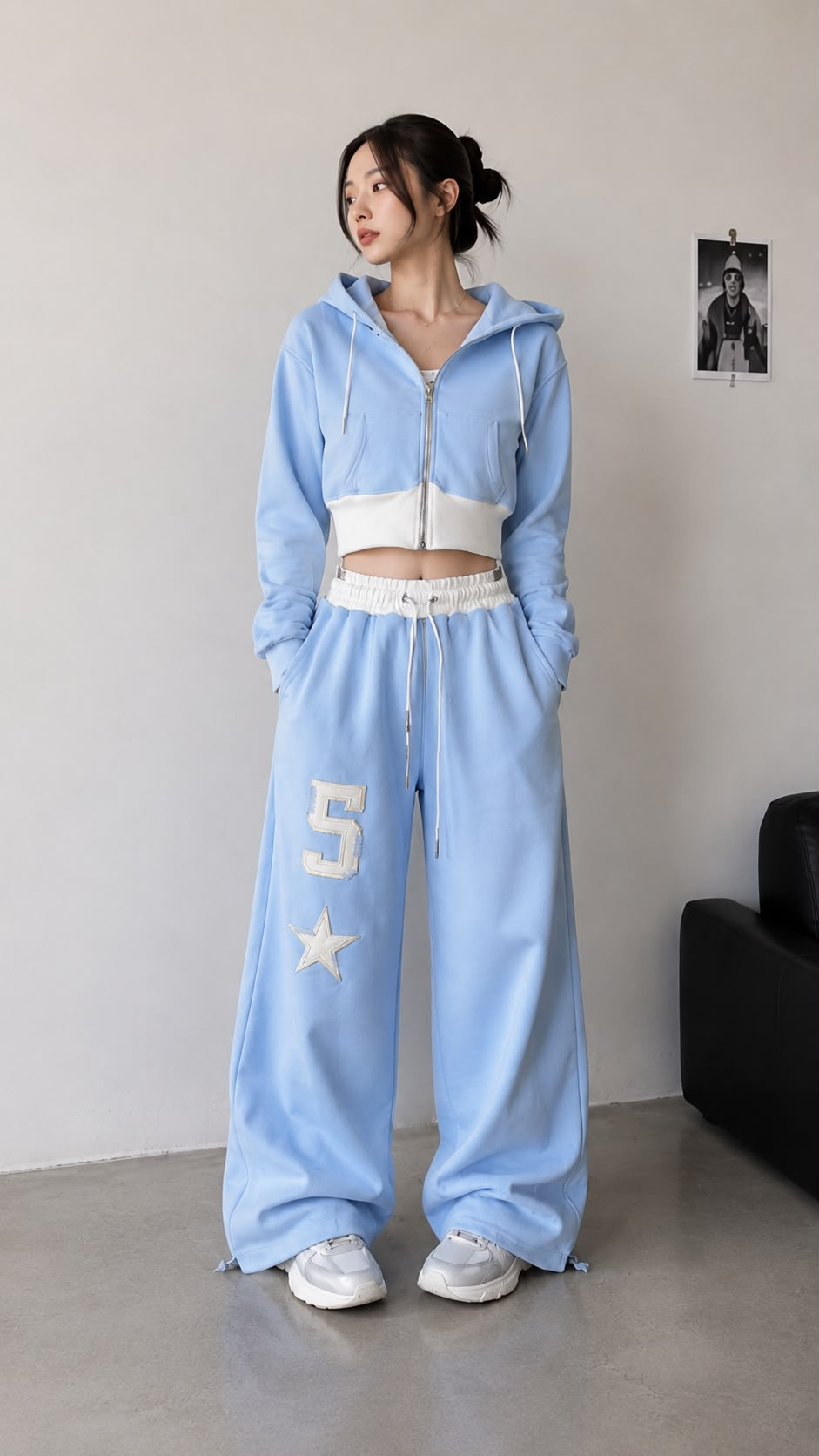 Buz Mavisi Crop Fermuarlı Hoodie & Bol Paça Baskılı Eşofman Takımı