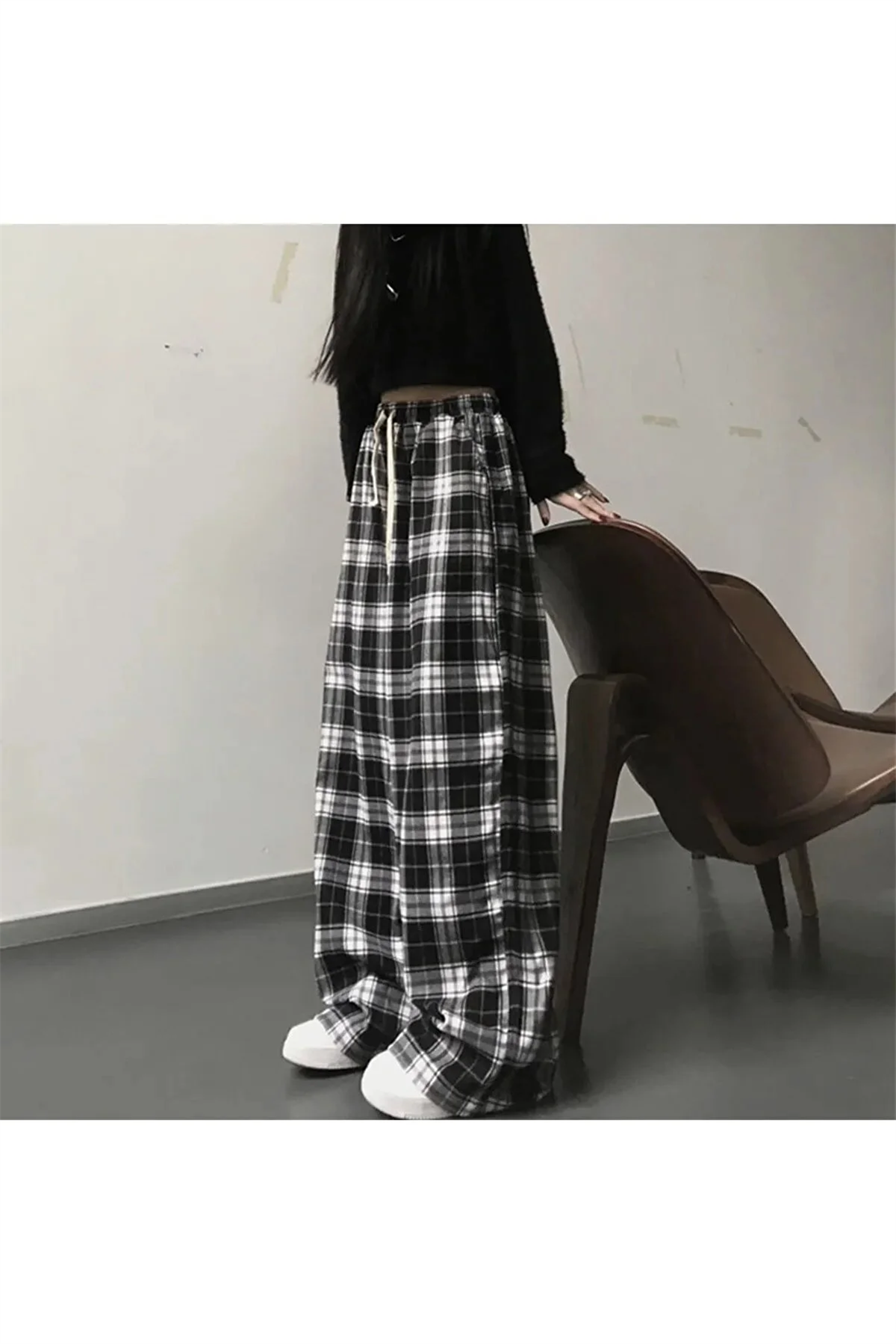Harajuku Siyah Beyaz Detay Bol Oversize Eşofman Altı