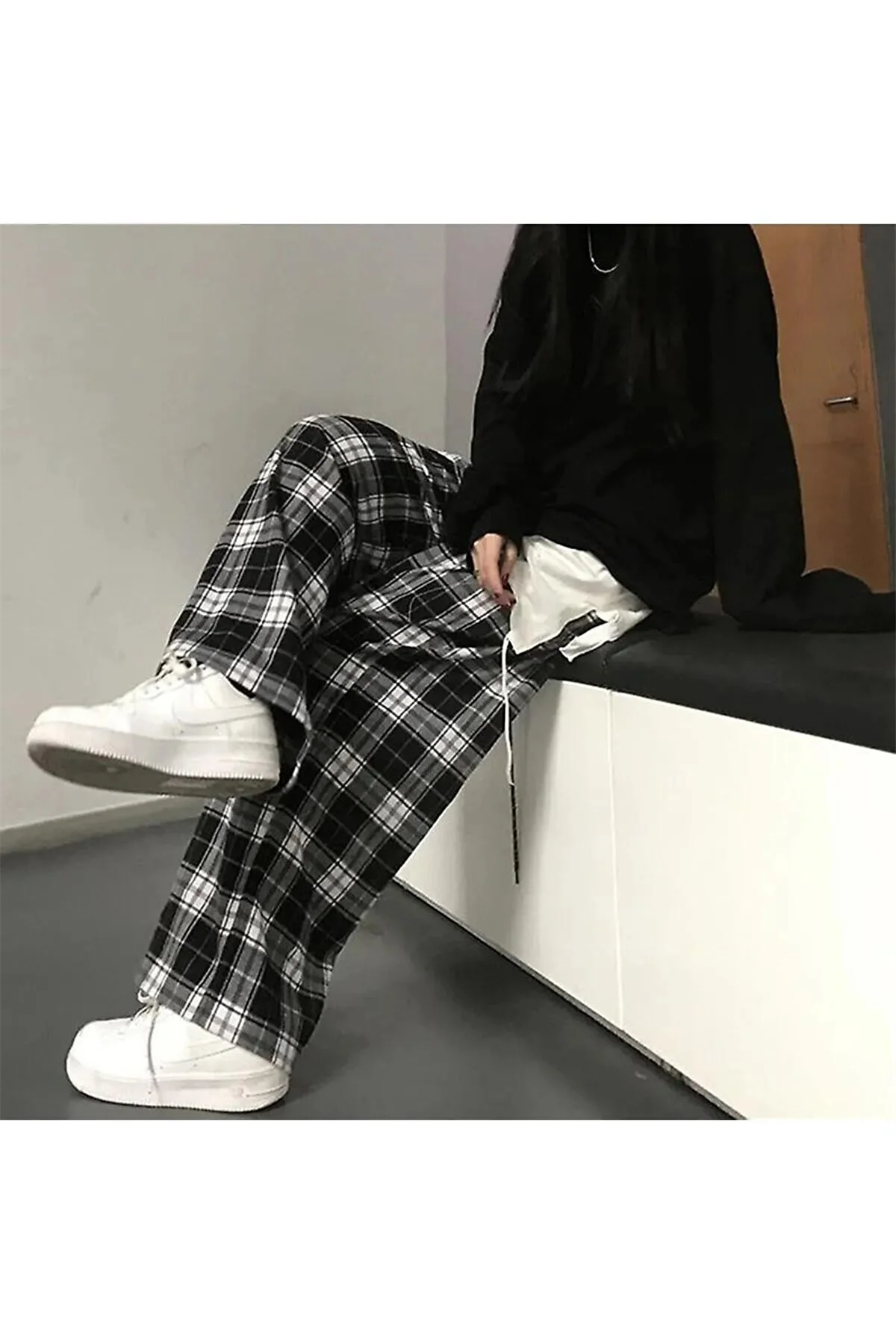 Harajuku Siyah Beyaz Detay Bol Oversize Eşofman Altı