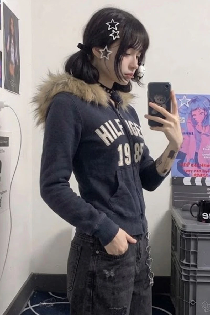 Lacivert Hilfiger 1985 Kürk Detaylı Y2K Kapüşonlu Crop Hırka