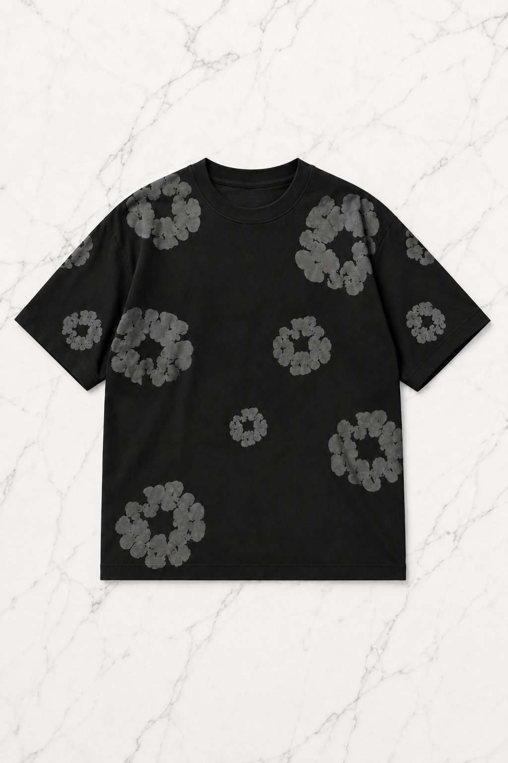 Siyah Gri Çiçek Detaylı Oversize T-shirt & Şort Takım