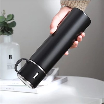 Bardaklı Çelik Termos 580 ml 