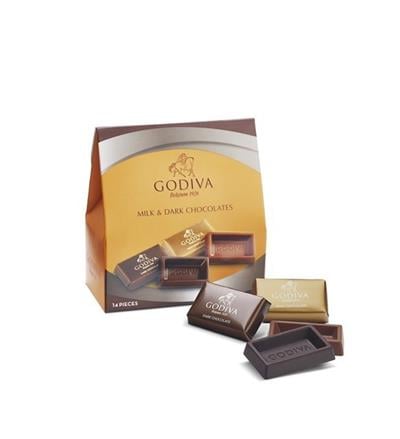 Organizerli Tarihsiz Ajanda Kalem Anahtarlık ve Godiva Çikolata Hediye Seti