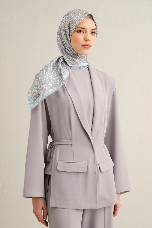 Armine Desenli Saf İpek Twill Eşarp 9352--06