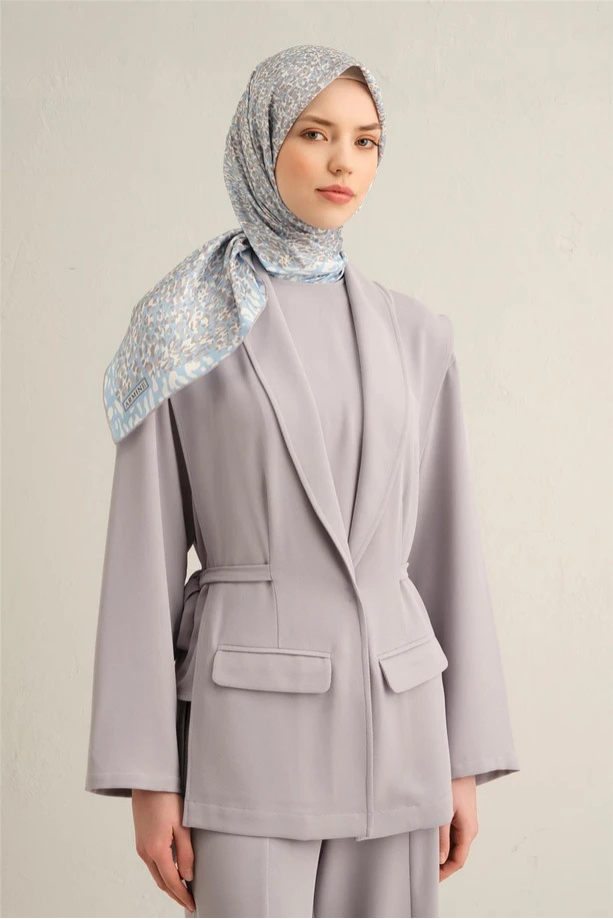 Armine Desenli Saf İpek Twill Eşarp 9352--06