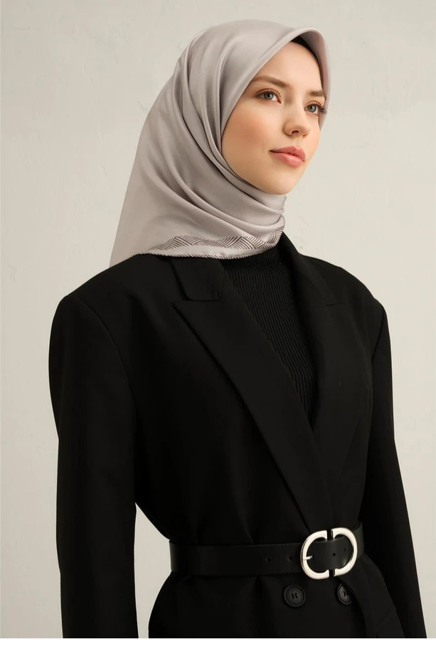 Armine Desenli Saf İpek Twill Eşarp 9357--85