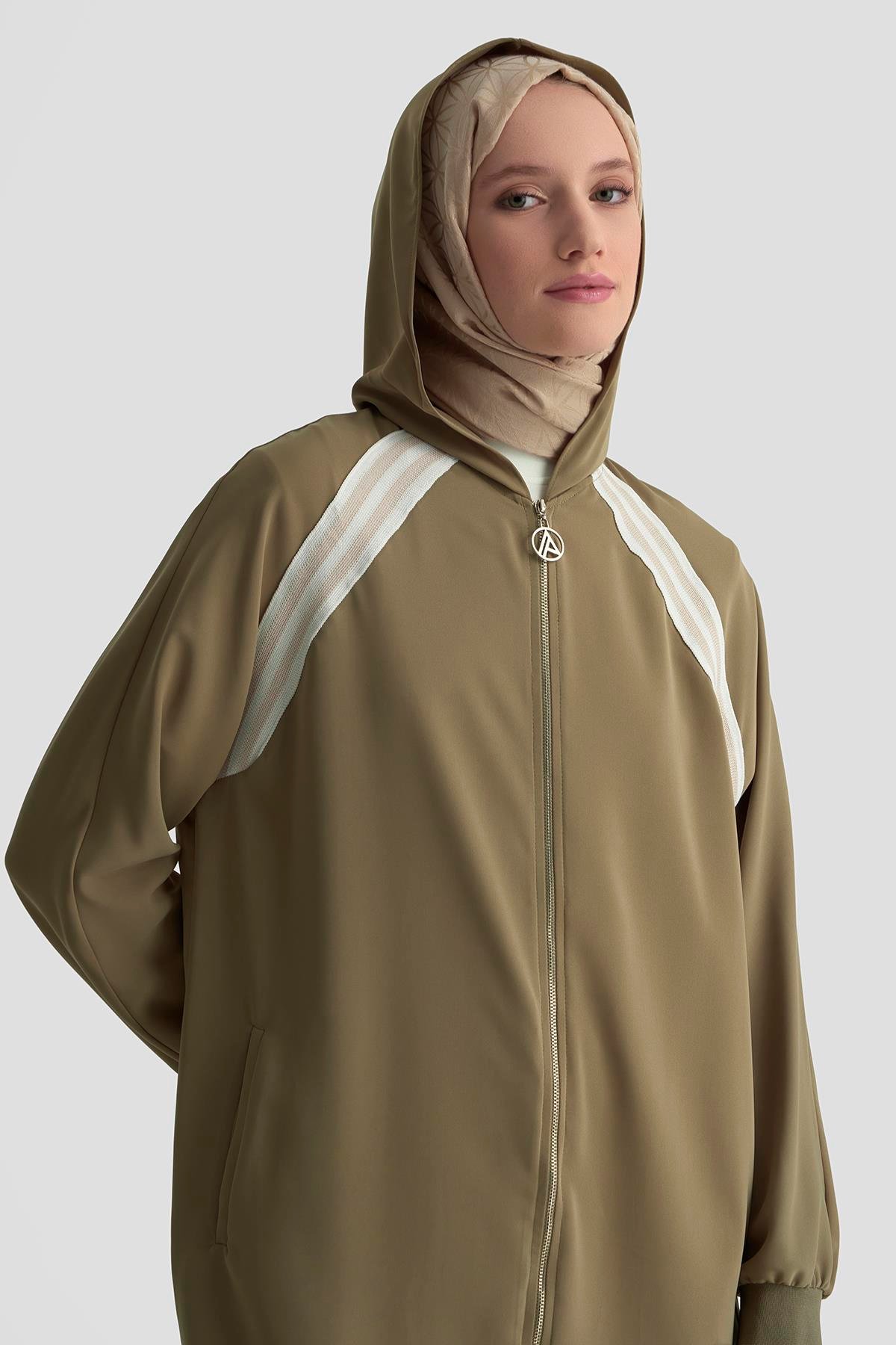 ARMİNE TREND Boydan Fermuarlı Kapüşonlu Tunik-Haki 25YT409