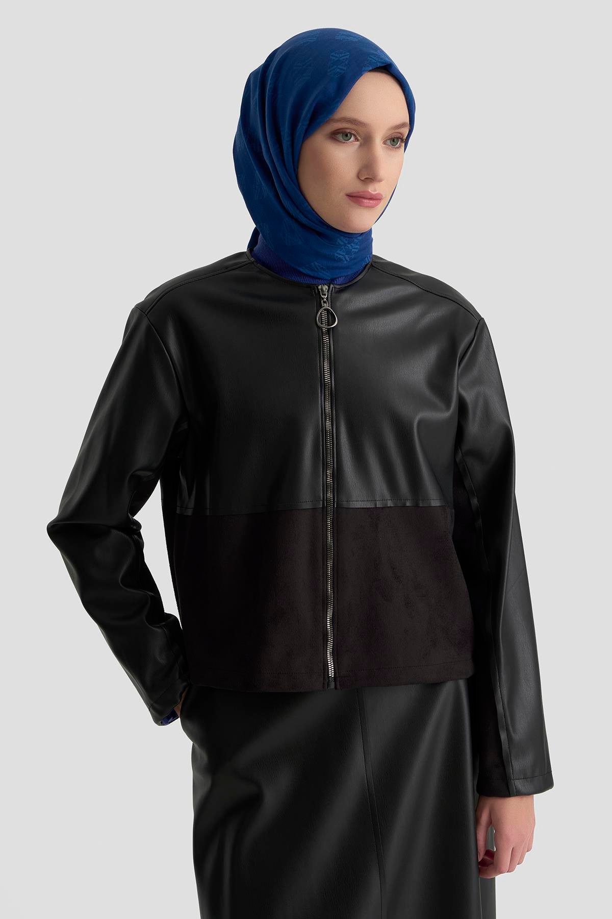 ARMİNE TREND Etek Ucu Lastikli Fermuarlı Deri Etekli Takım Siyah 25KT632