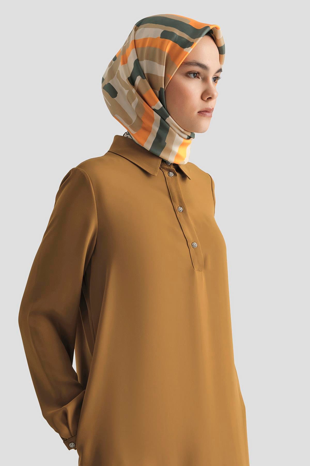 ARMİNE TREND Gömlek Yaka Yakası Düğmeli Tunik-Camel 25YT4149