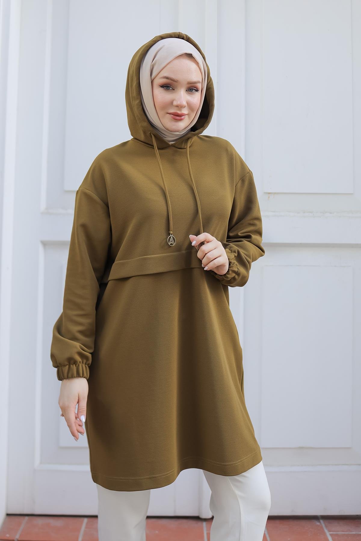 ARMİNE TREND Kapüşonlu Kolları Lastikli Tunik-Yağ Yeşili 24KT454