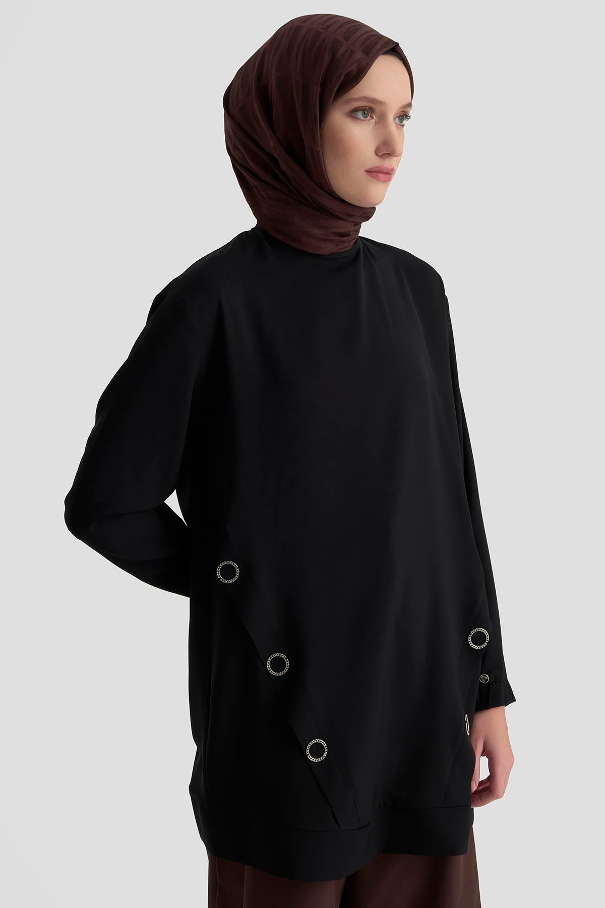 ARMİNE TREND Kolları Lastikli Aksesuar Detaylı Bisiklet Yaka Tunik 25YT415 Siyah