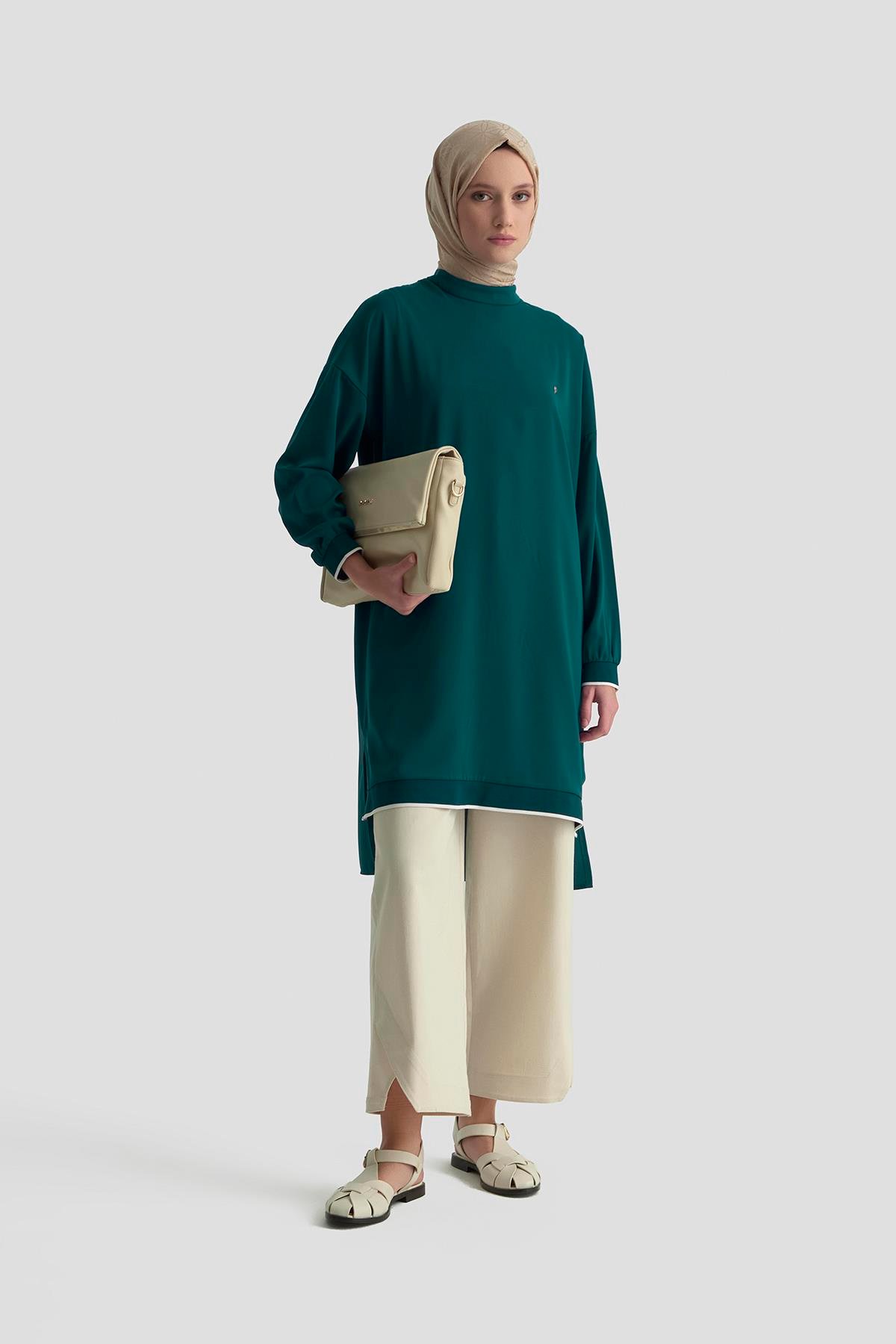 ARMİNE TREND Kolları Ribanalı Arkadan Uzatmalı Basic Tunik-Petrol 25YT449