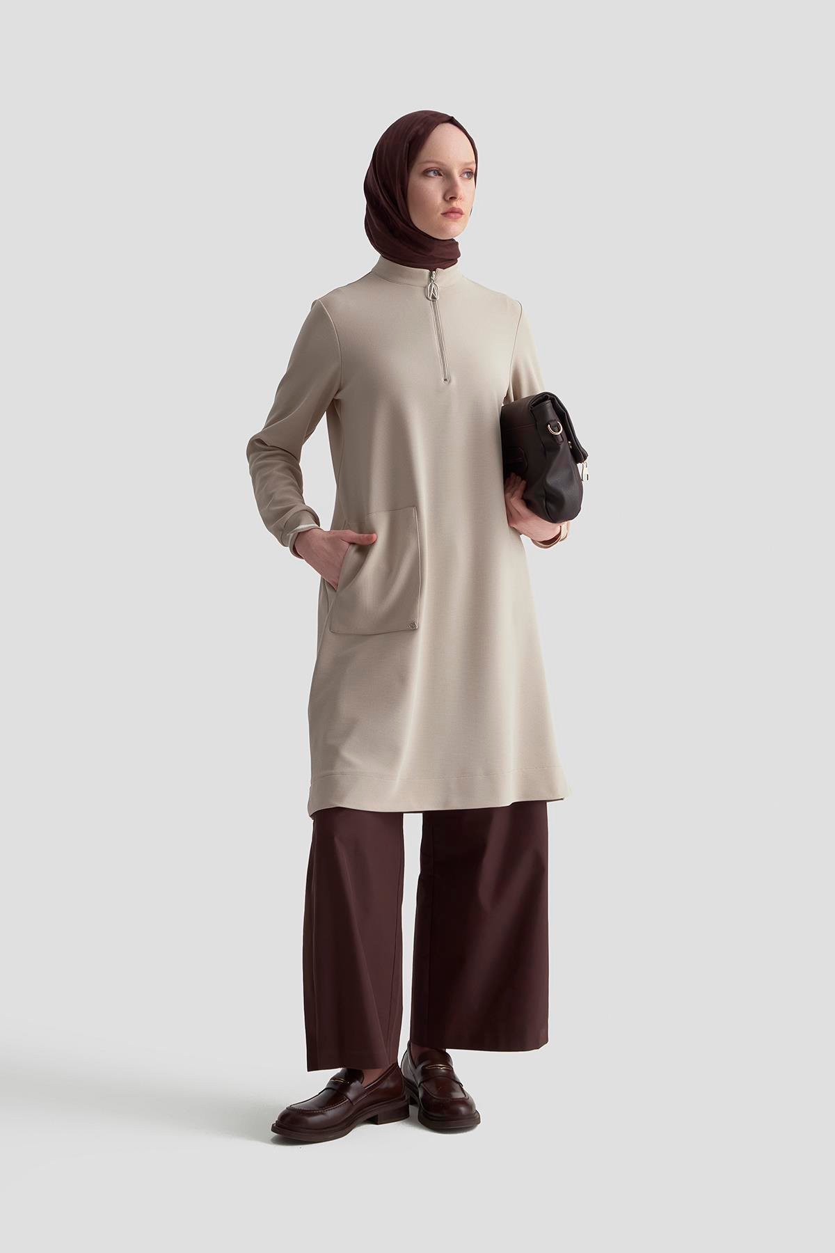 ARMİNE TREND Kolları Ribanalı Yarım Fermuarlı Tunik Bej 25KT443