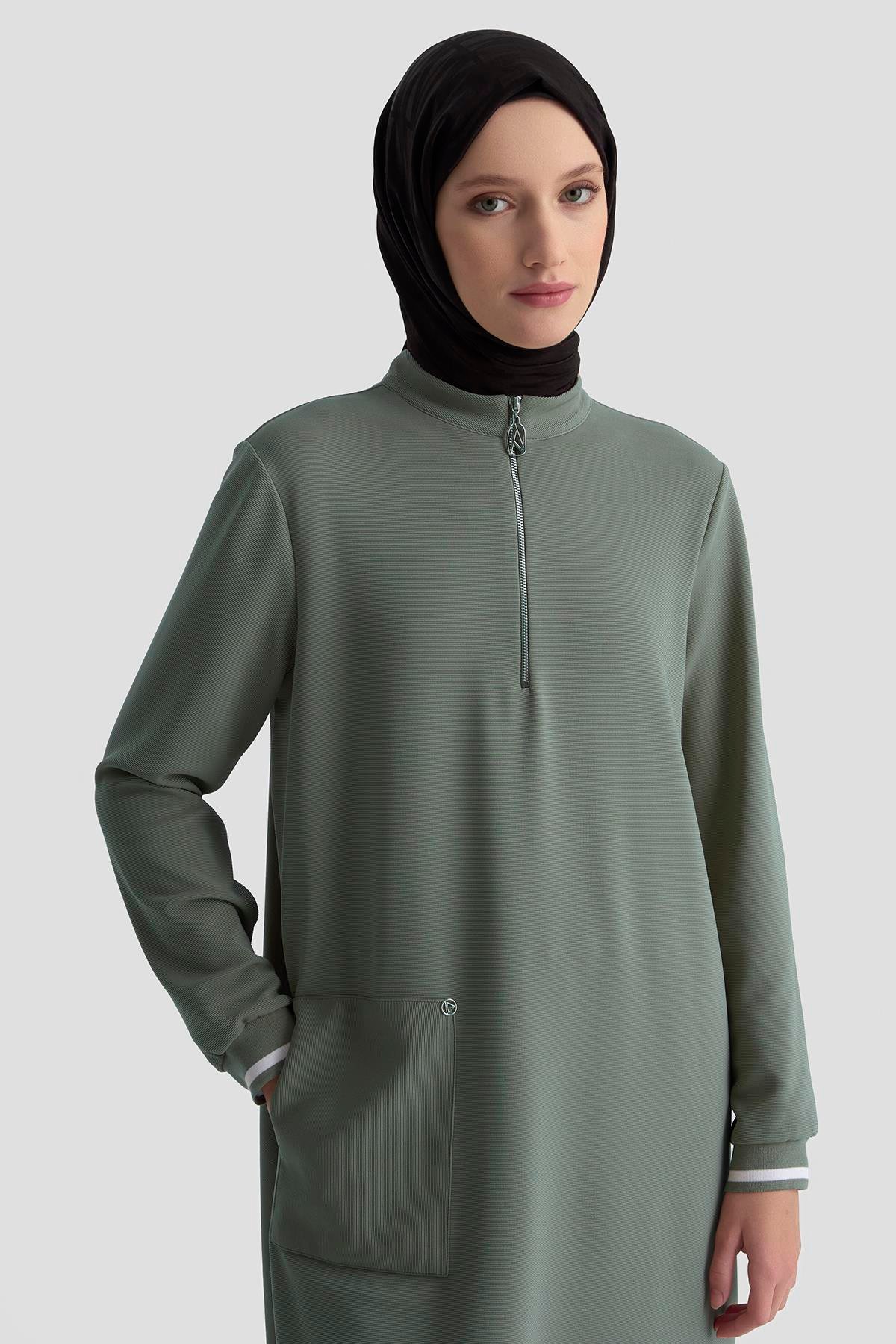 ARMİNE TREND Kolları Ribanalı Yarım Fermuarlı Tunik Haki 25KT443