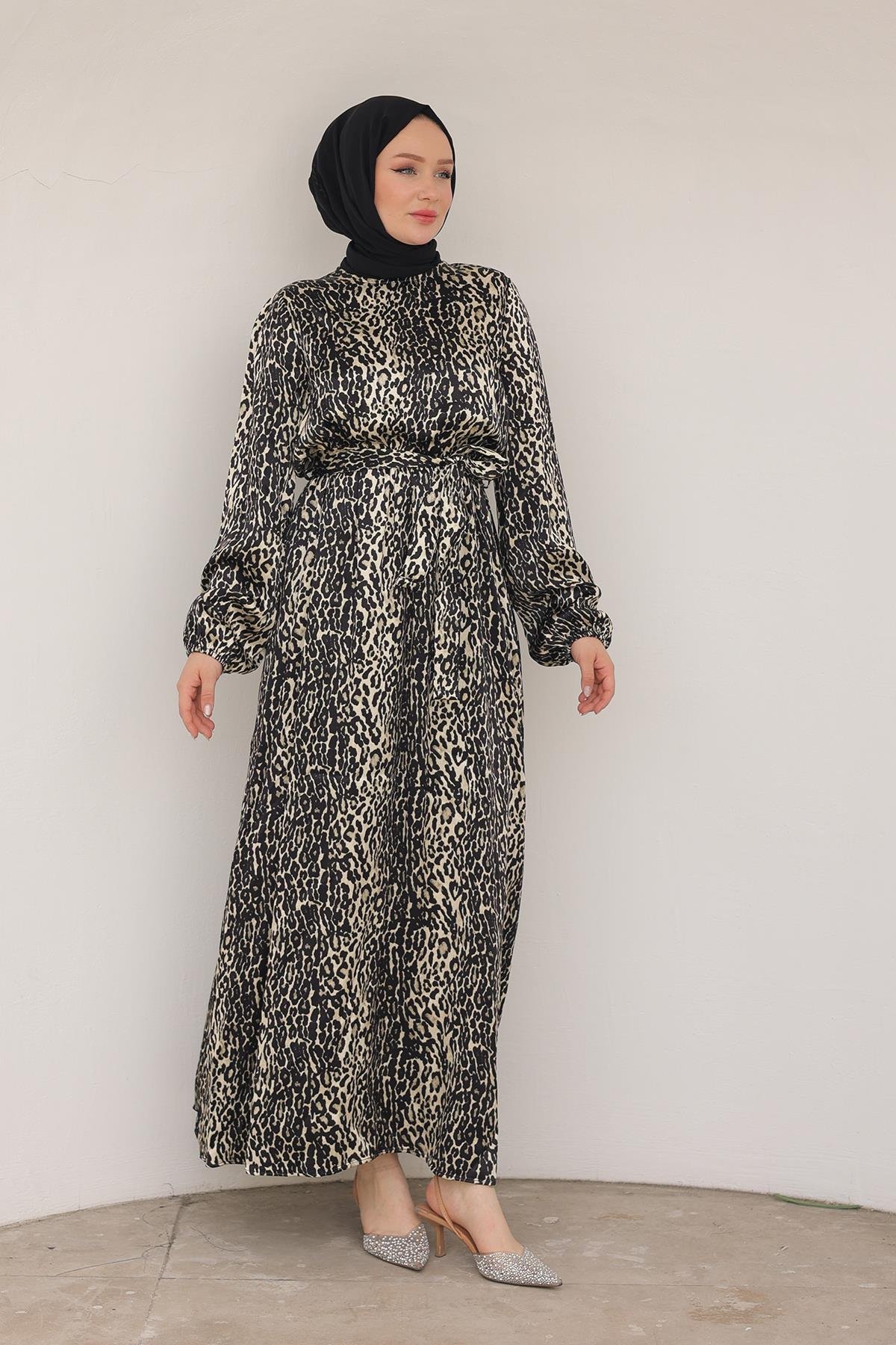 ARMİNE TREND Leopar Desenli Beli Kemerli Elbise Siyah 24KT904