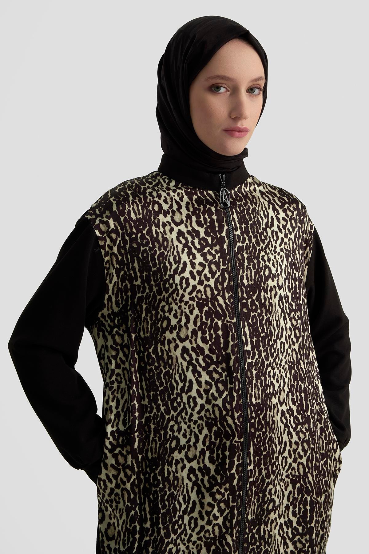 ARMİNE TREND Leopar Desenli Cepli Fermuarlı Tunik Siyah 25KT429
