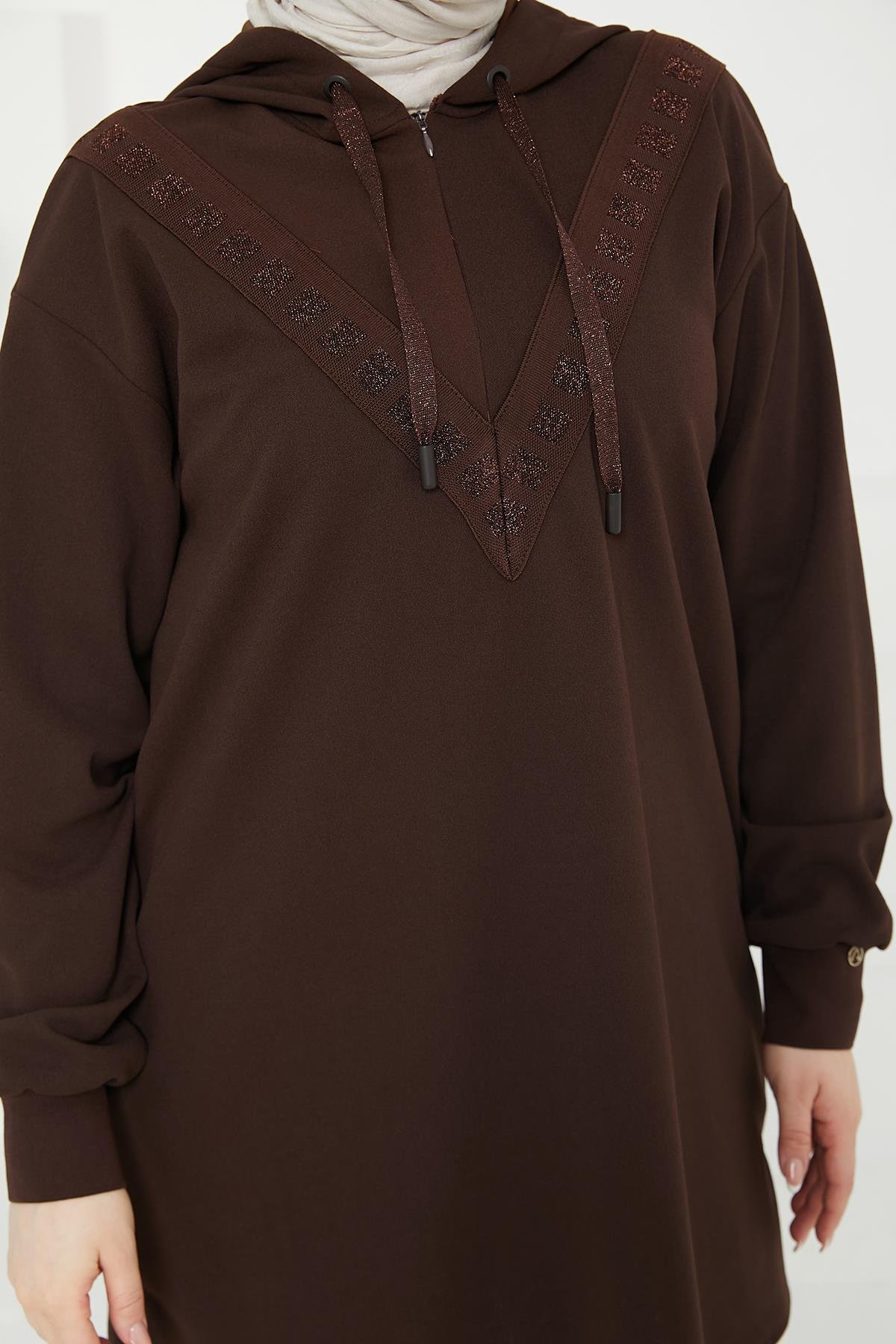 ARMİNE TREND Önden İşleme Detaylı Kapüşonlu Tunik-Kahverengi 24KT433