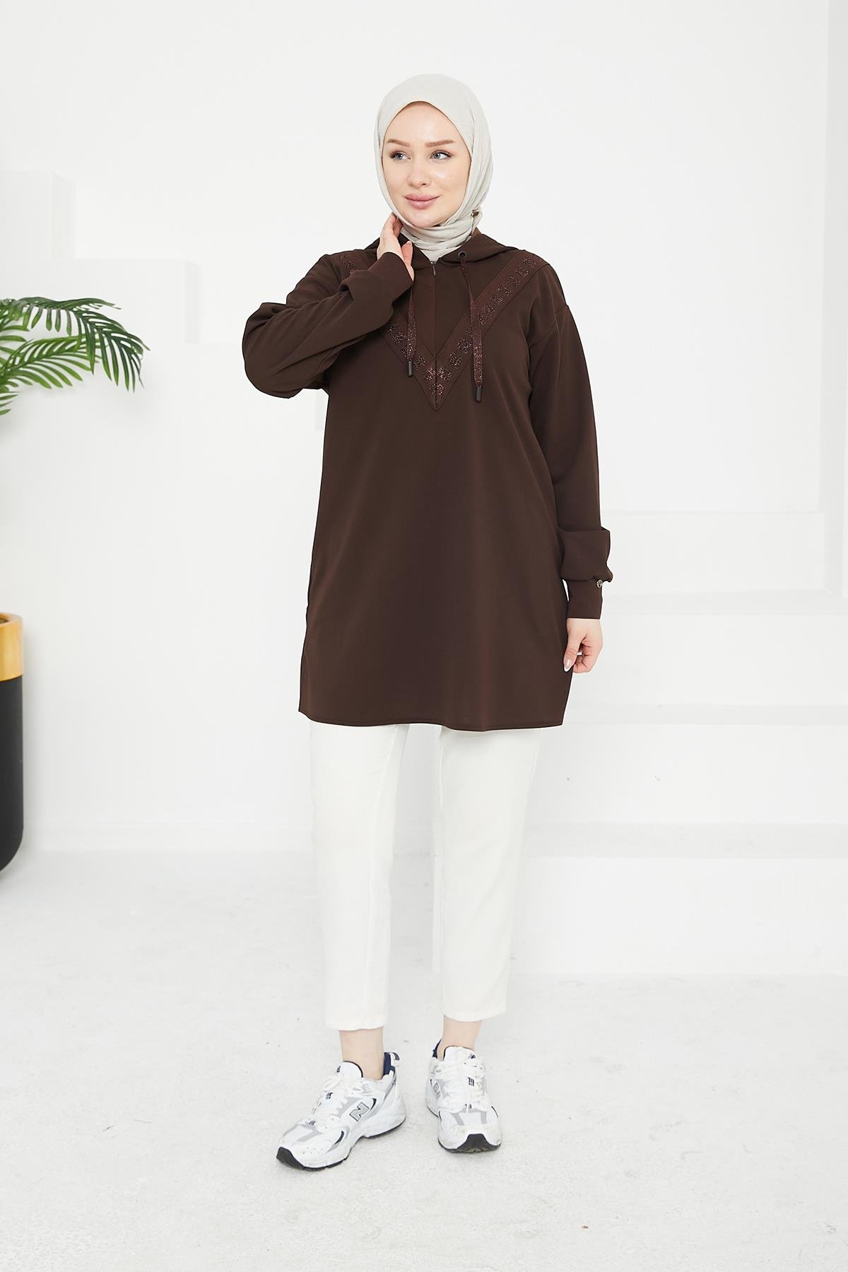 ARMİNE TREND Önden İşleme Detaylı Kapüşonlu Tunik-Kahverengi 24KT433
