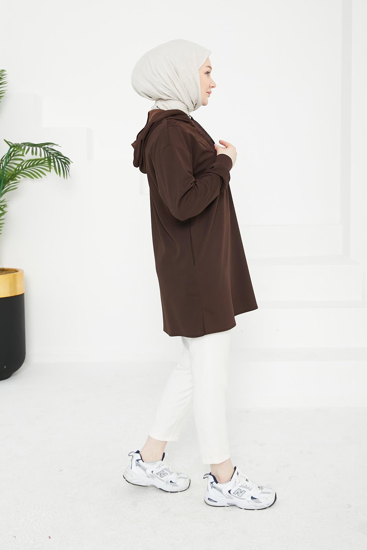 ARMİNE TREND Önden İşleme Detaylı Kapüşonlu Tunik-Kahverengi 24KT433