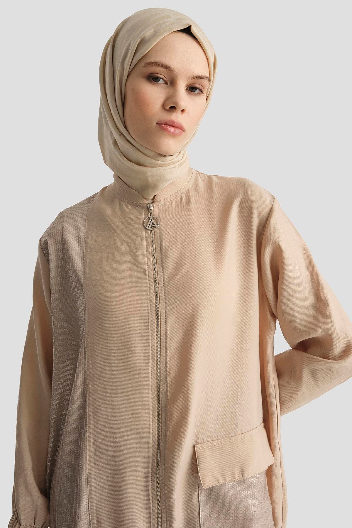 ARMİNE TREND Pul Desenli Fermuarlı Cepli Pantolonlu İkili Takım-Bej 25YT670