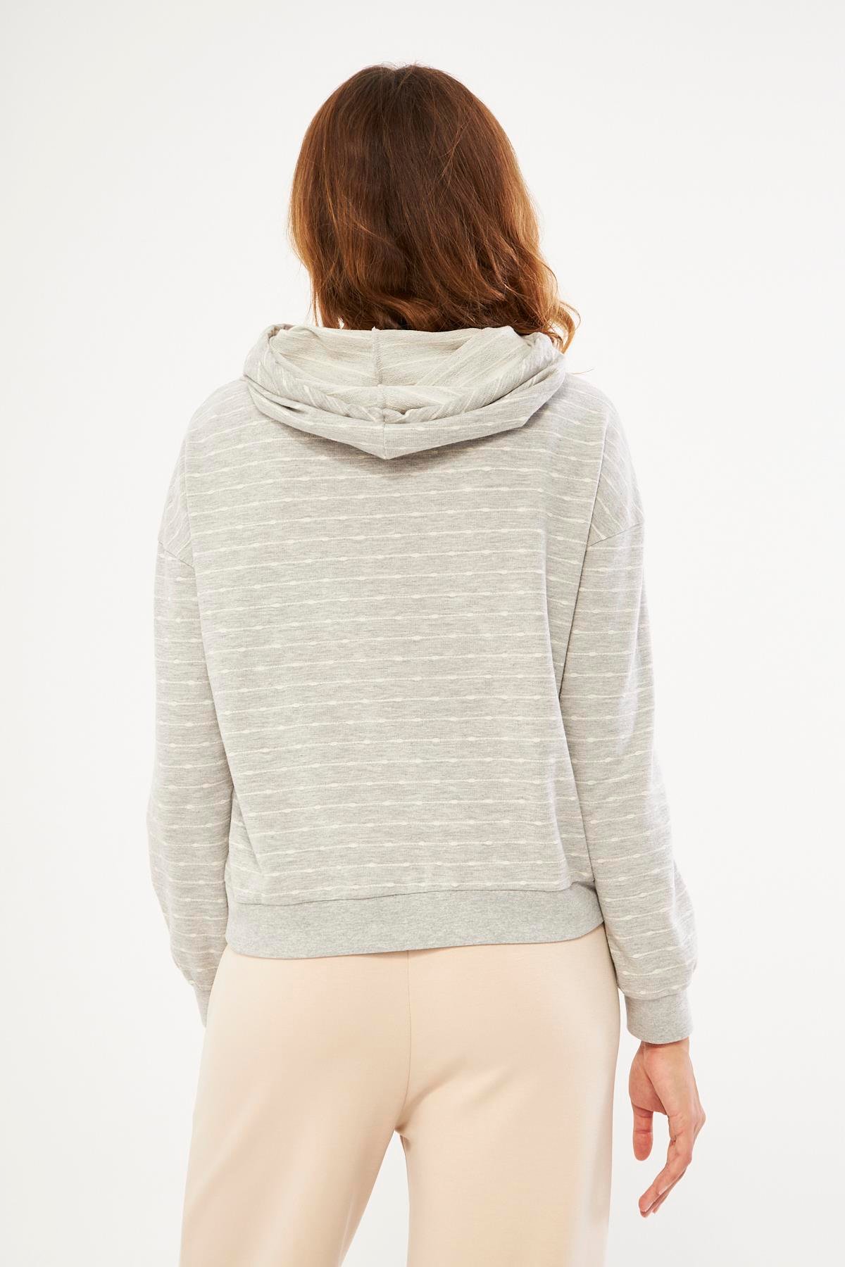 Gri Kadın Boyun Yakalı Sweatshirt - Peroni